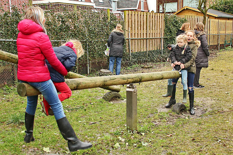 Paaseieren zoeken en spelmiddag_24